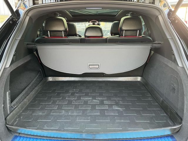 〈台南太星汽車〉白金限定版 金屬璽玉黑車漆 Black/Red雙色內裝套件  第18張相片