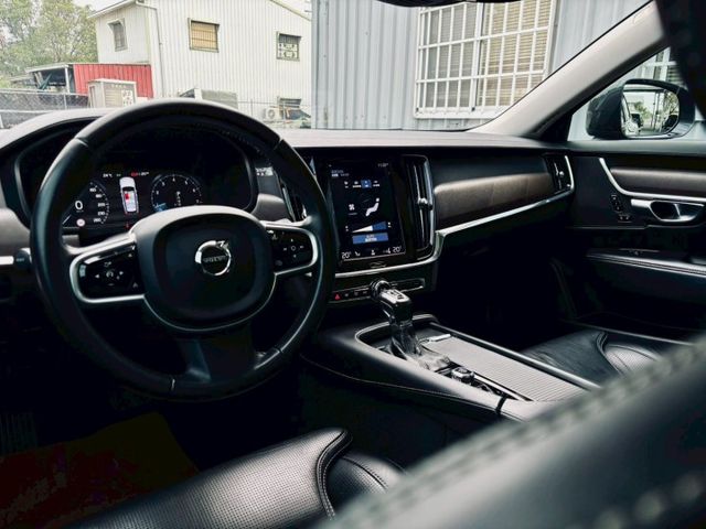 V90 CROSS COUNTRY  第12張相片
