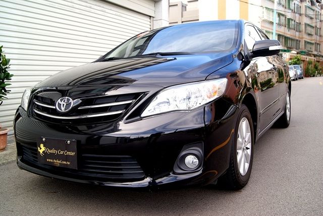 2011 ALTIS 黑內裝  第1張相片