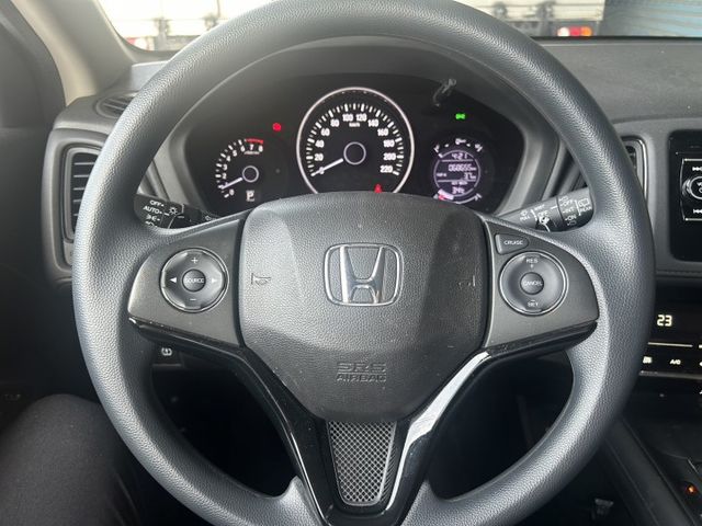 定速/免KEY/PUSH STAR/防滑/停車輔助/ISOFIX/只要喜歡她趕快帶回家  第5張相片