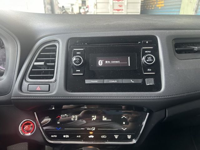 定速/免KEY/PUSH STAR/防滑/停車輔助/ISOFIX/只要喜歡她趕快帶回家  第8張相片