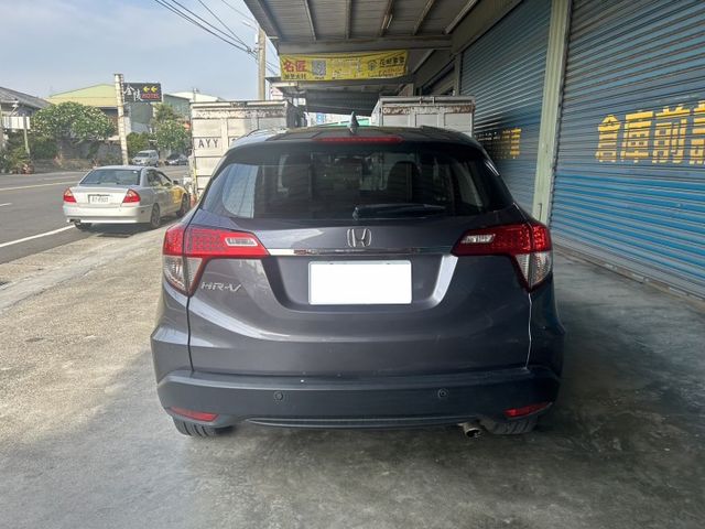 定速/免KEY/PUSH STAR/防滑/停車輔助/ISOFIX/只要喜歡她趕快帶回家  第15張相片