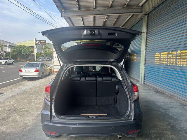 定速/免KEY/PUSH STAR/防滑/停車輔助/ISOFIX/只要喜歡她趕快帶回家  第16張相片
