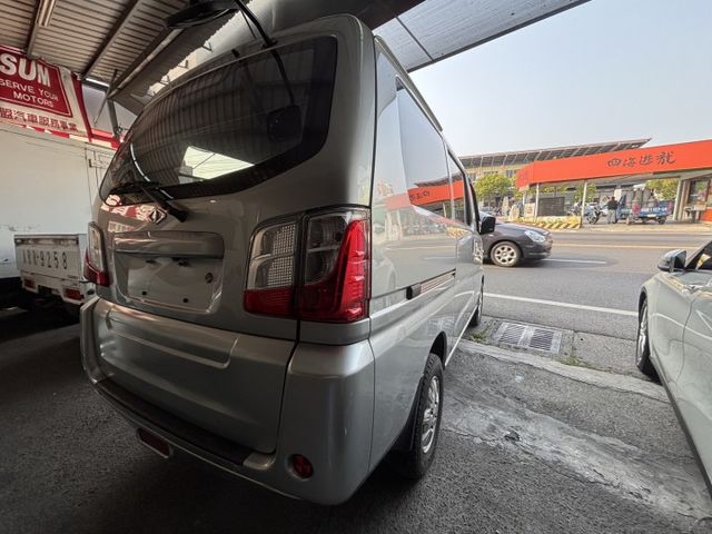 VERYCA A180廂車  第5張相片