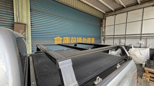 HILUX  第8張相片
