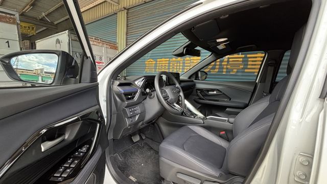 YARIS CROSS  第11張相片