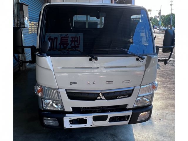 14呎，定速，車道偏移，ABS，升降尾門，跑超少~  第1張相片