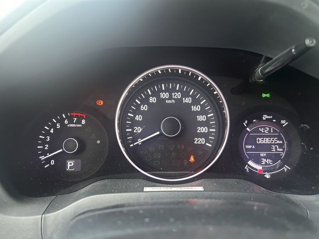 定速/免KEY/PUSH STAR/防滑/停車輔助/ISOFIX/只要喜歡她趕快帶回家  第6張相片