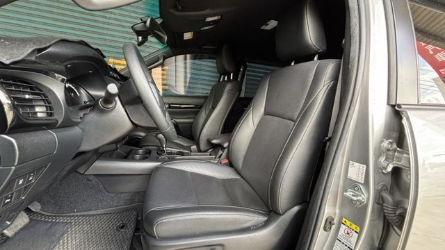 HILUX  第16張相片