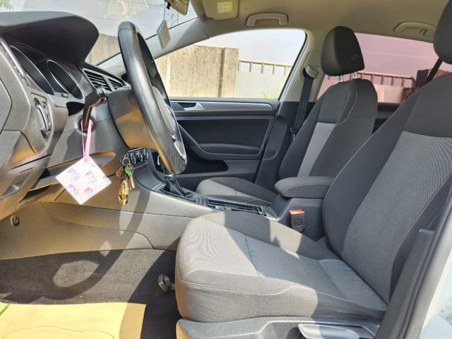 VOLKSWAGEN福斯 GOLF  第9張相片
