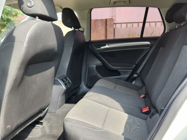 VOLKSWAGEN福斯 GOLF  第10張相片