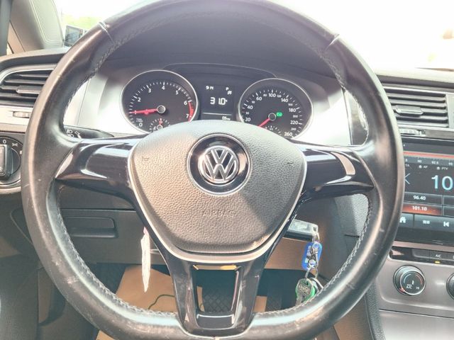 VOLKSWAGEN福斯 GOLF  第11張相片