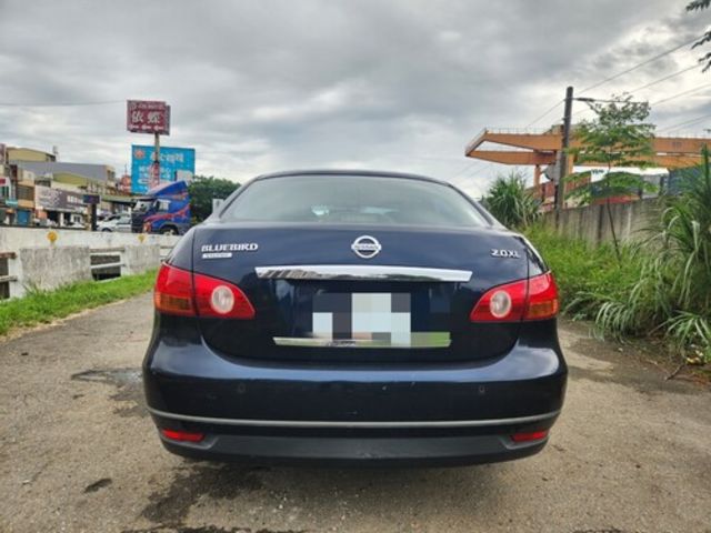 NISSAN日產 BLUEBIRD  第2張相片