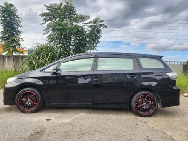 TOYOTA豐田 WISH  第5張相片