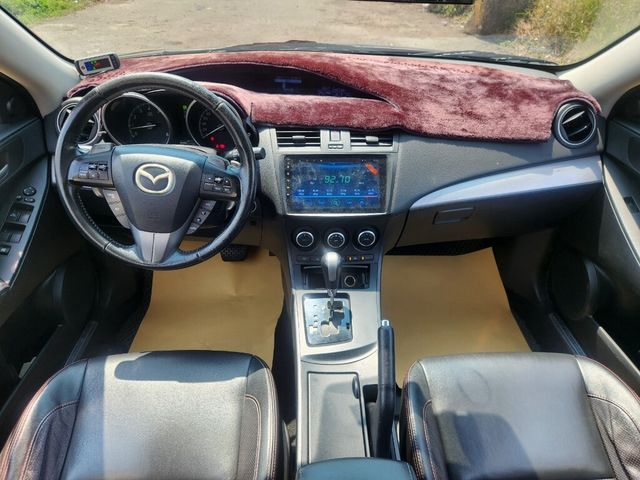 MAZDA馬自達 MAZDA 3  第8張相片