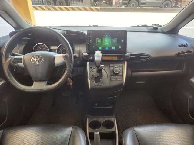 TOYOTA豐田 WISH  第4張相片