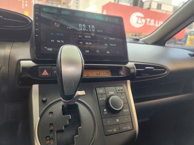 TOYOTA豐田 WISH  第8張相片
