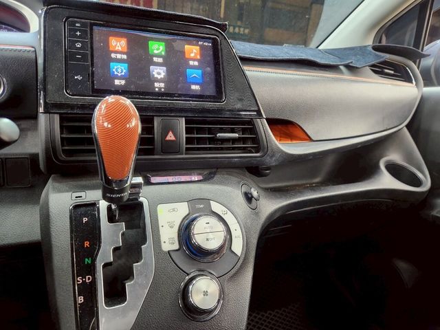 TOYOTA豐田 SIENTA  第8張相片
