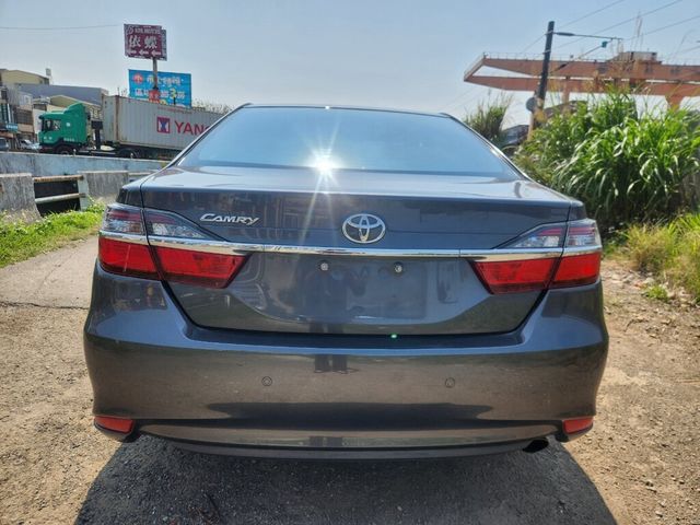 TOYOTA豐田 CAMRY  第2張相片