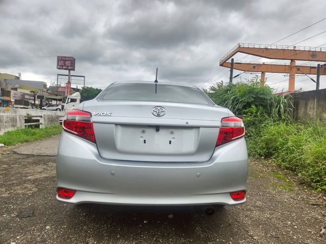 TOYOTA豐田 VIOS  第2張相片