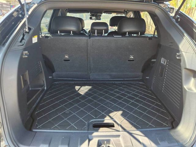 LUXGEN納智捷 U6 GT  第6張相片