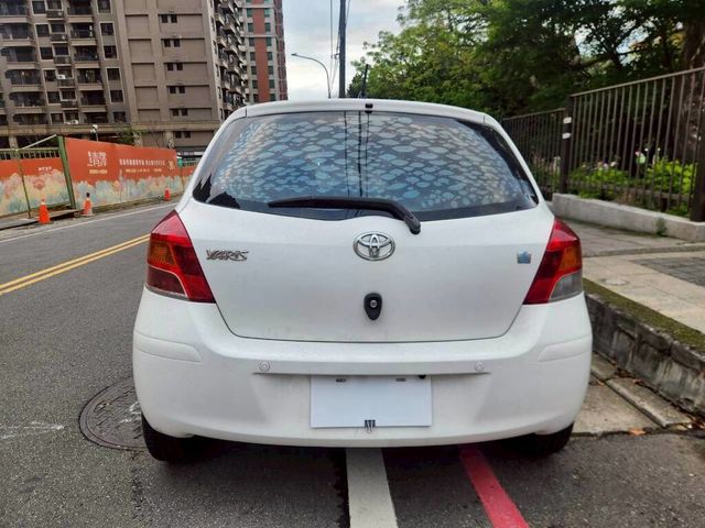 TOYOTA豐田 YARIS  第2張相片
