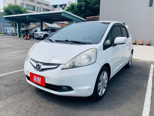 高雄市sum 進興汽車岡山店中古車的價格 Findcar 找車網