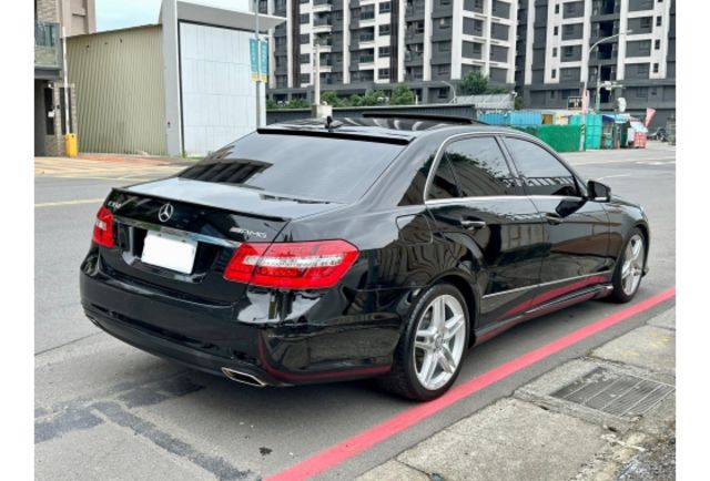 E-class 實車實價 車況頭好壯壯 便宜又舒適 氣派  第5張相片
