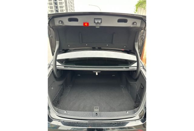 E-class 實車實價 車況頭好壯壯 便宜又舒適 氣派  第6張相片