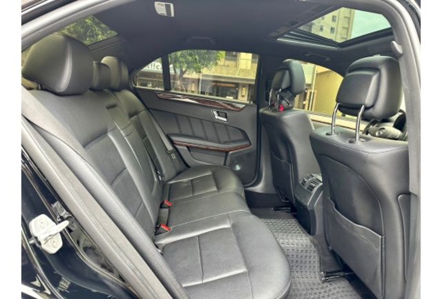E-class 實車實價 車況頭好壯壯 便宜又舒適 氣派  第13張相片