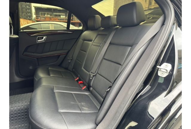 E-class 實車實價 車況頭好壯壯 便宜又舒適 氣派  第14張相片