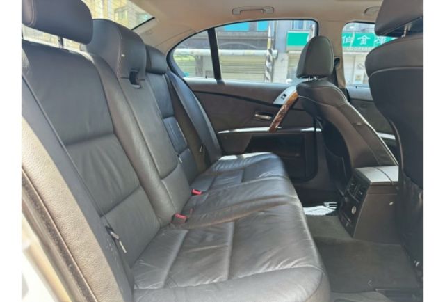 E60 523i 六缸自然進氣 ikey 天窗 電調記憶椅  第7張相片