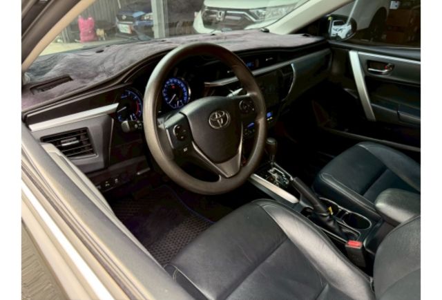 認證車~摸門/ikey/定速/恆溫空調/倒車顯影/藍芽撥放  第6張相片