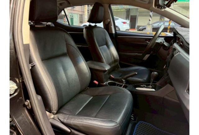 認證車~摸門/ikey/定速/恆溫空調/倒車顯影/藍芽撥放  第7張相片