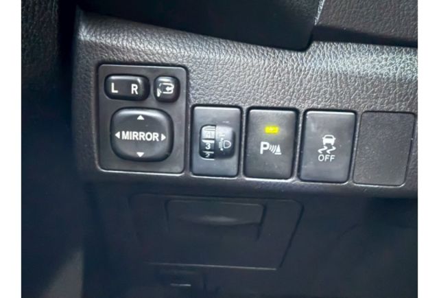 認證車~摸門/ikey/定速/恆溫空調/倒車顯影/藍芽撥放  第11張相片