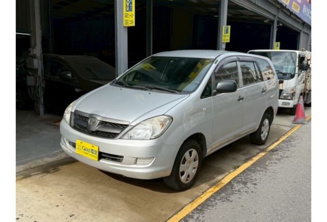 Toyota INNOVA  第1張相片