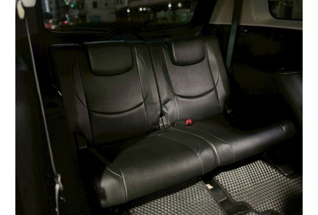 2006 頂級7人座    順利汽車～實車實價～  第11張相片