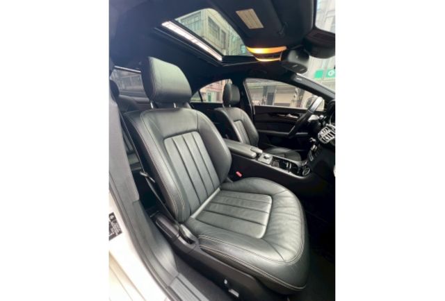 M-Benz CLS 2012款 CLS350 白色  第6張相片