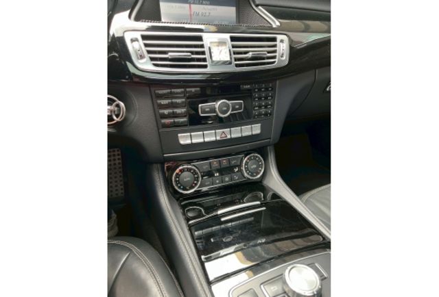 M-Benz CLS 2012款 CLS350 白色  第10張相片