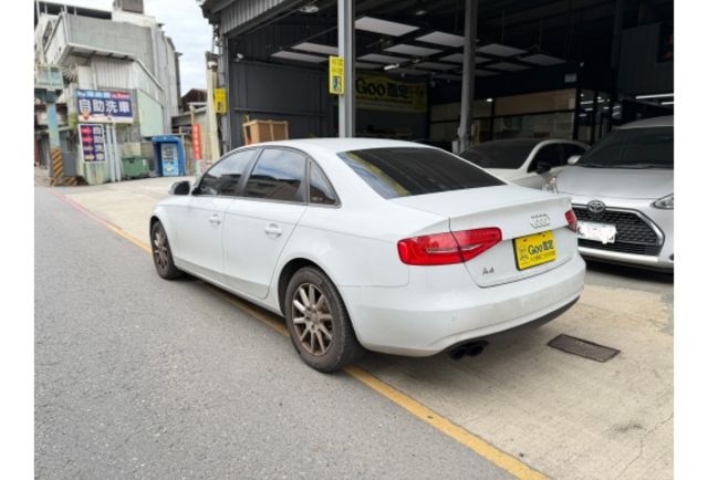 2014 Audi A4 Sedan 35 TFSI 白色  第3張相片