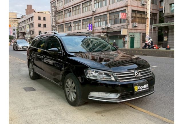 2012 Volkswagen Passat Variant 1.8 TSI  第1張相片