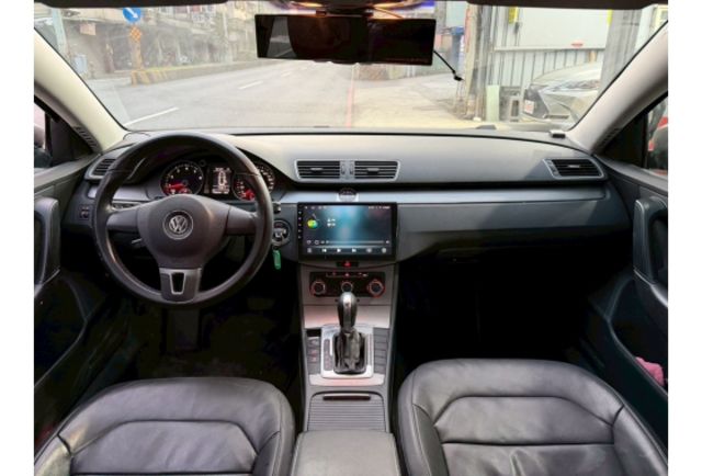 2012 Volkswagen Passat Variant 1.8 TSI  第8張相片