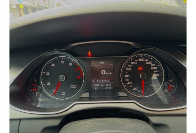 2014 Audi A4 Sedan 35 TFSI 白色  第10張相片