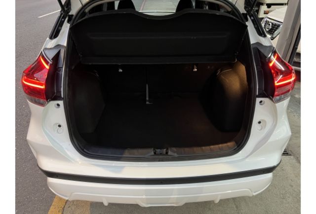 順利汽車～ 2025 KICKS旗艦版 360環景 盲點 全速域跟車  第5張相片