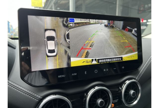 順利汽車～僅跑91km 全新車現折近20萬  第8張相片