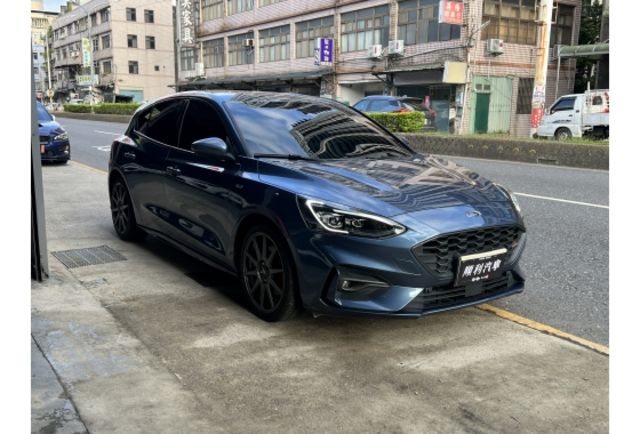 順利汽車～原廠延保至2027.11 原版 一手車  第2張相片