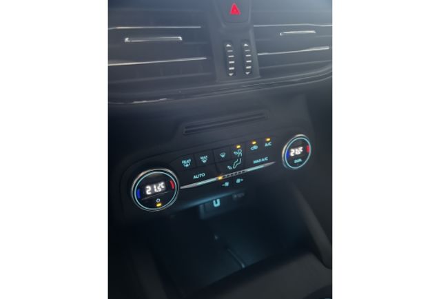 順利汽車～原廠延保至2027.11 原版 一手車  第9張相片