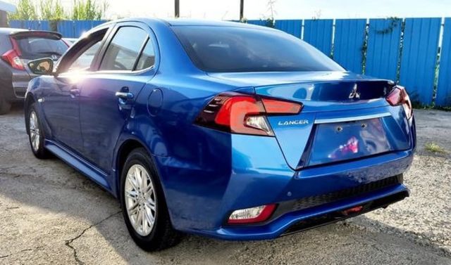 MITSUBISHI三菱 LANCER  第4張相片