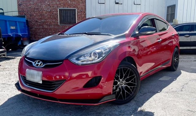 HYUNDAI現代 ELANTRA  第1張相片