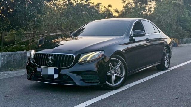 M-BENZ賓士 E300  第1張相片
